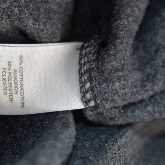 VS Pink Sweatshirt - Picture 6 of 7